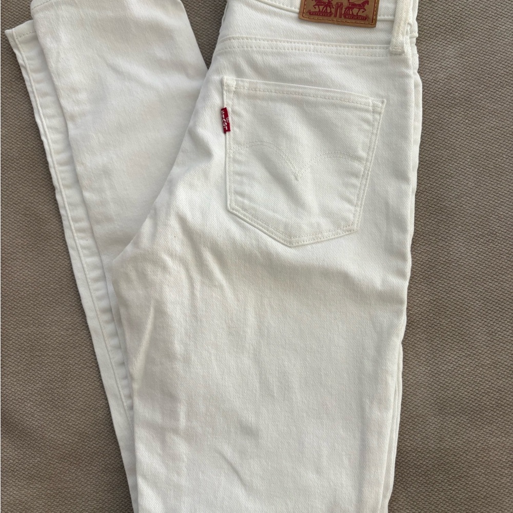 Levi's White Denim Shaping Skinny Pants